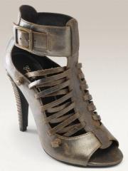 Estrella doble zapatos actrices