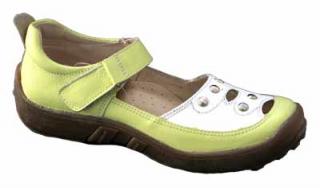 Un nuevo tipo de zapatos para niños