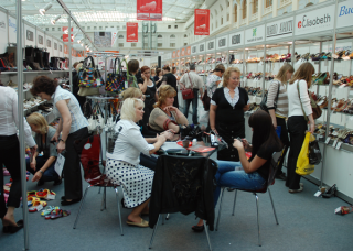 Exposición SHOESACCES - agosto 2010